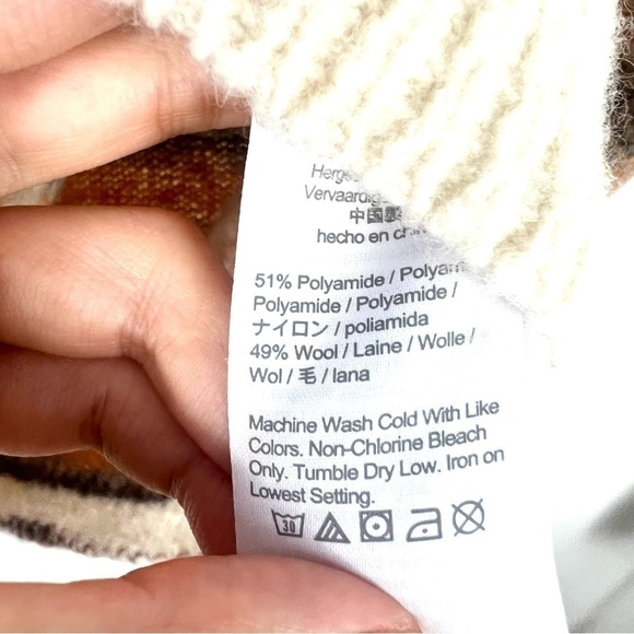 J. CREW Space-Dyed Ribbed V-Neck Cardigan
Sweater Tan Orange size S - Picture 7 of 8